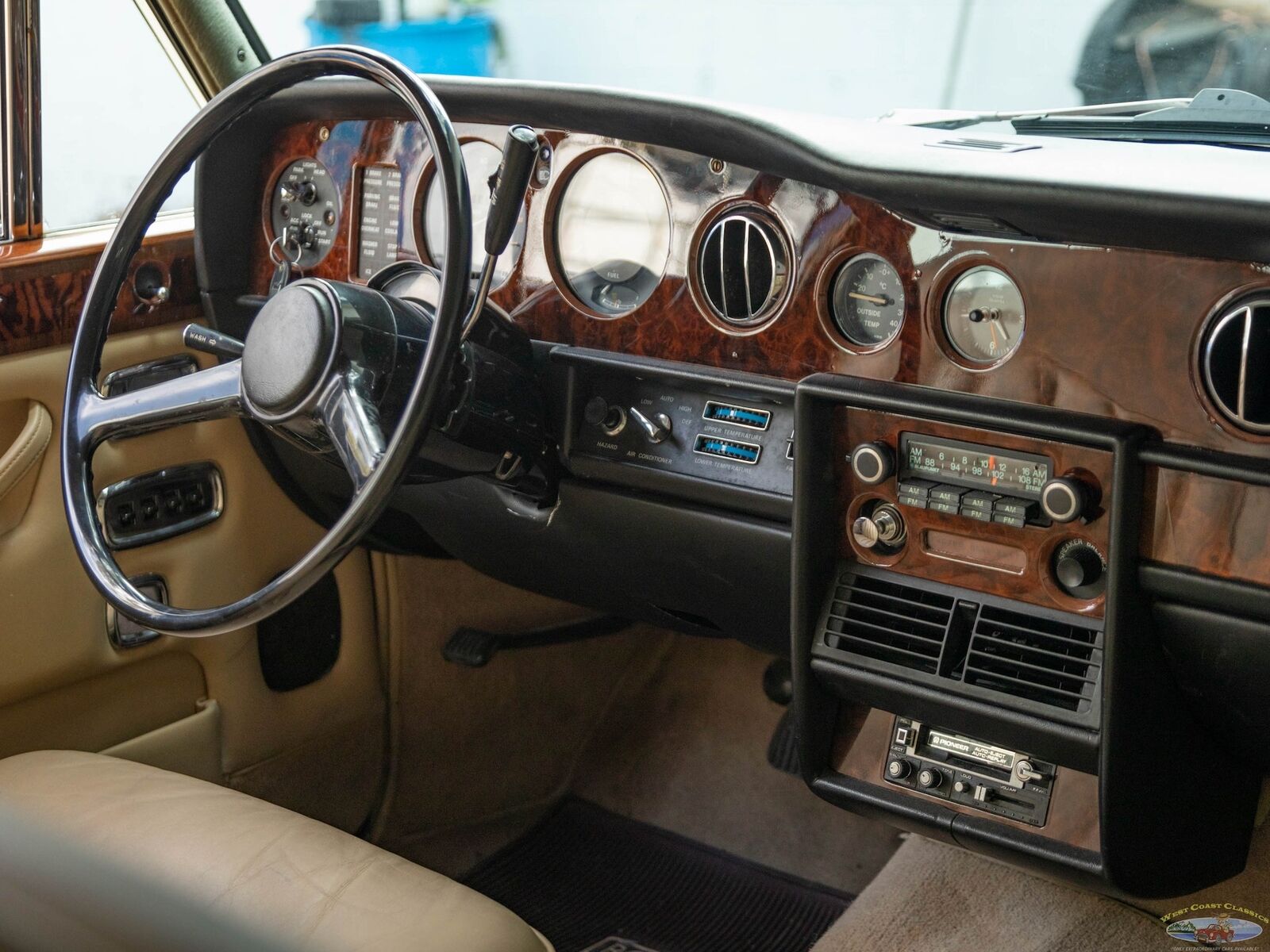 Rolls-Royce-Silver-Shadow-II-1979-4-Door-Sedan-33