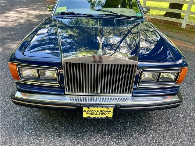 Rolls-Royce-Silver-SpiritSpurDawn-1983-11