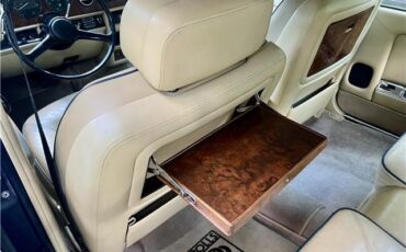 Rolls-Royce-Silver-SpiritSpurDawn-1983-23
