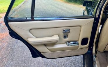 Rolls-Royce-Silver-SpiritSpurDawn-1983-24