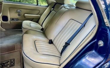 Rolls-Royce-Silver-SpiritSpurDawn-1983-25