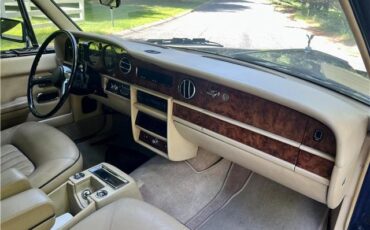Rolls-Royce-Silver-SpiritSpurDawn-1983-36