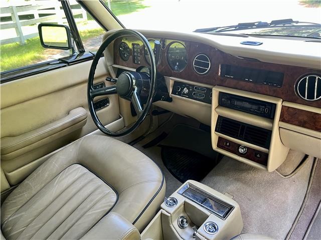 Rolls-Royce-Silver-SpiritSpurDawn-1983-37