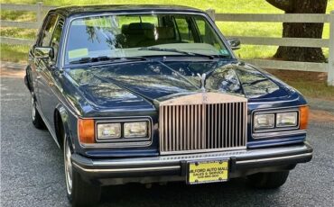 Rolls-Royce-Silver-SpiritSpurDawn-1983