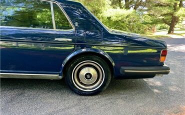 Rolls-Royce-Silver-SpiritSpurDawn-1983-4
