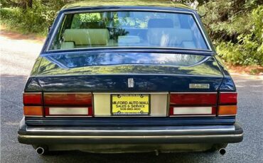 Rolls-Royce-Silver-SpiritSpurDawn-1983-6