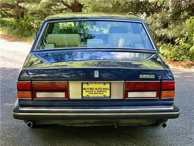 Rolls-Royce-Silver-SpiritSpurDawn-1983-6