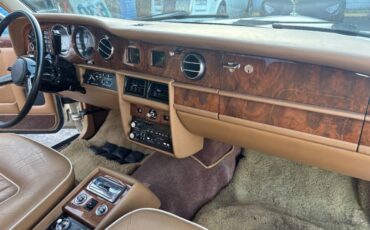 Rolls-Royce-Silver-SpiritSpurDawn-1987-Sedan-12