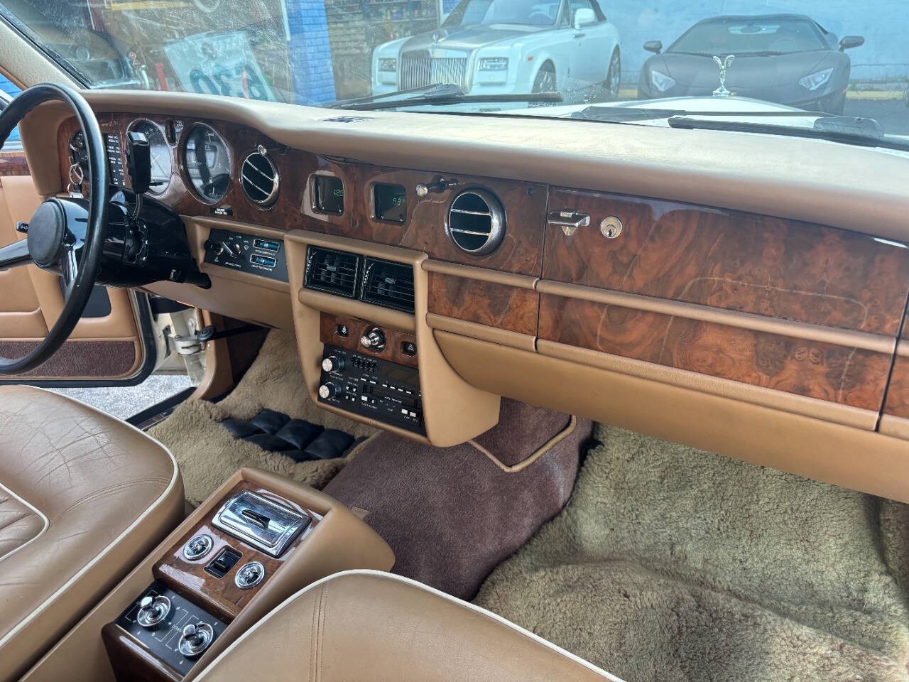 Rolls-Royce-Silver-SpiritSpurDawn-1987-Sedan-12