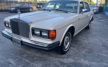 Rolls-Royce-Silver-SpiritSpurDawn-1987-Sedan