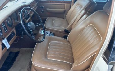 Rolls-Royce-Silver-SpiritSpurDawn-1987-Sedan-15