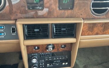 Rolls-Royce-Silver-SpiritSpurDawn-1987-Sedan-17