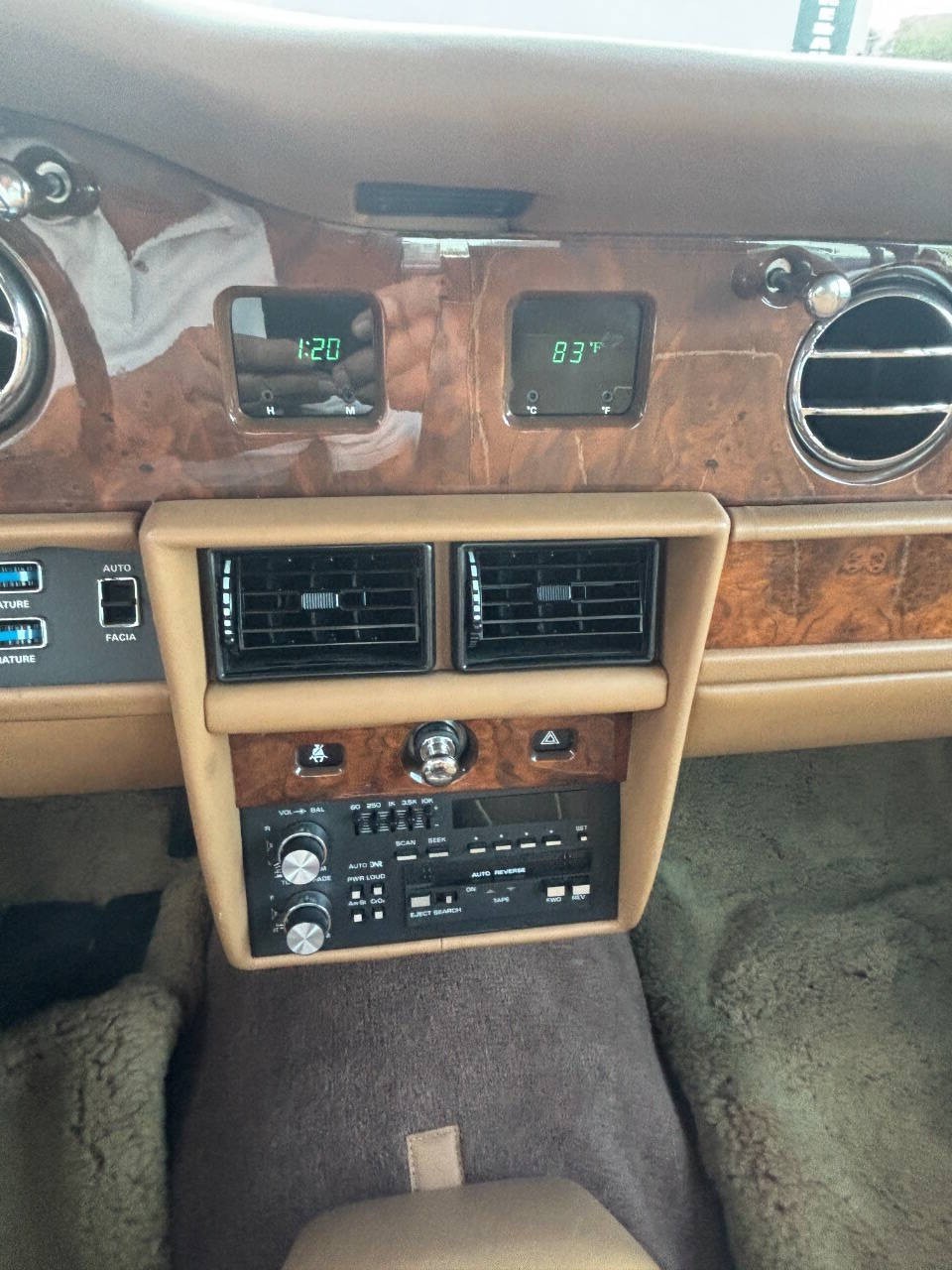 Rolls-Royce-Silver-SpiritSpurDawn-1987-Sedan-17