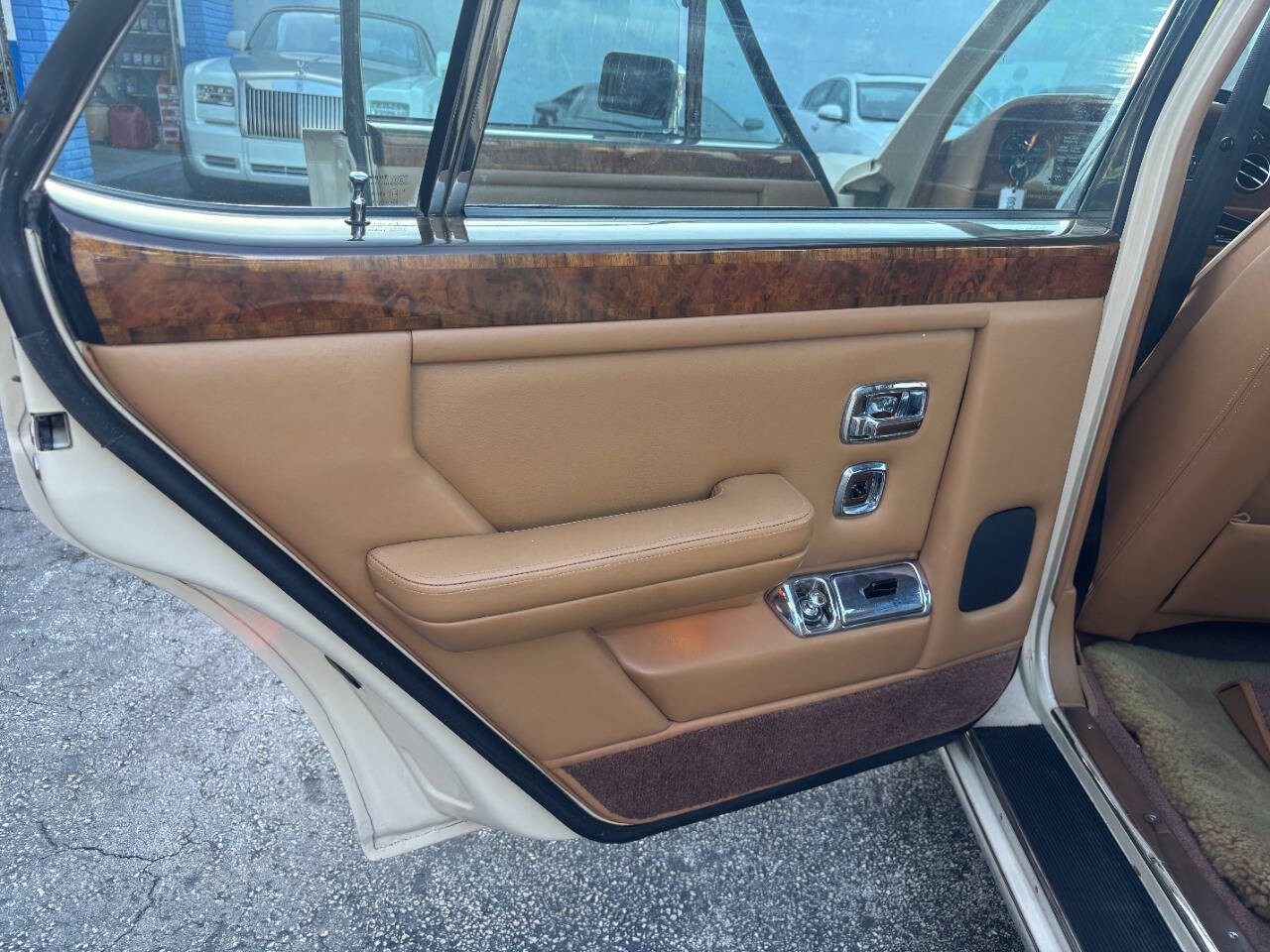 Rolls-Royce-Silver-SpiritSpurDawn-1987-Sedan-6
