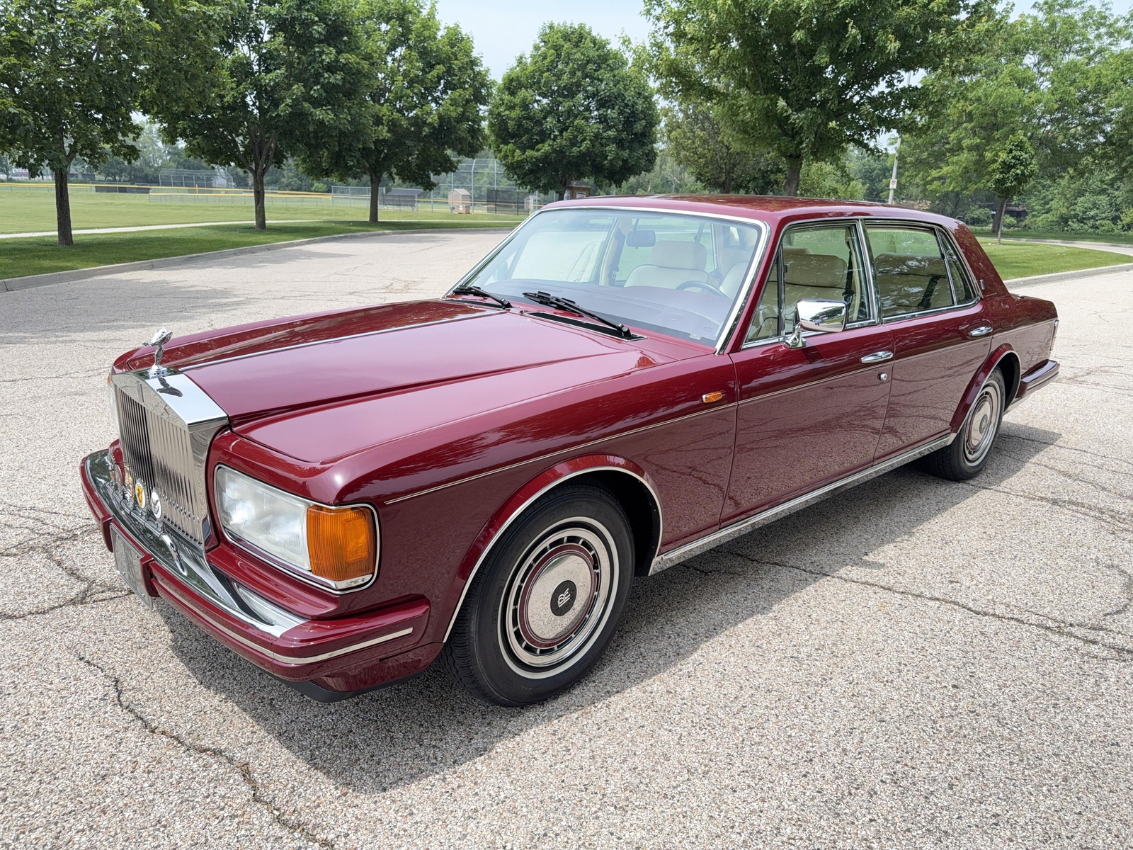 Rolls-Royce-Silver-SpiritSpurDawn-1990-16