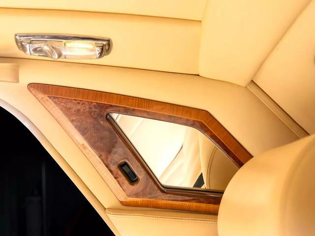 Rolls-Royce-Silver-SpiritSpurDawn-1995-18