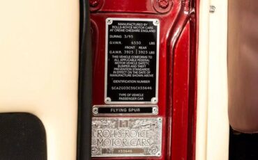 Rolls-Royce-Silver-SpiritSpurDawn-1995-25