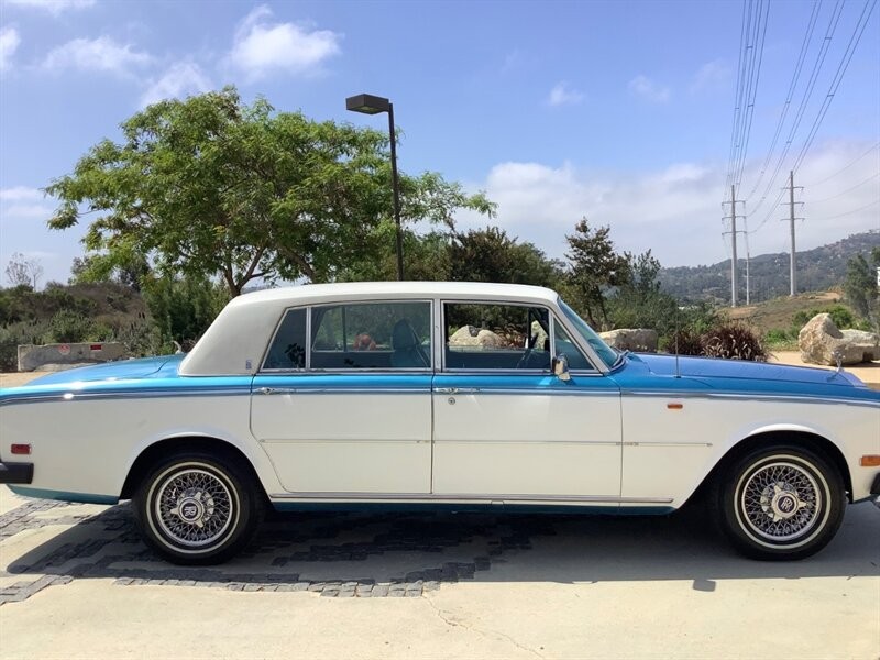 Rolls-Royce-Wraith-1978-Sedan-4