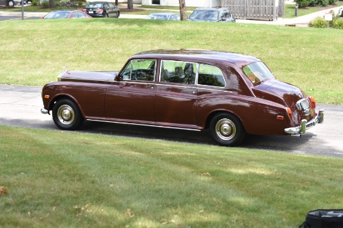 Rolls-royce-Phantom-vi-1976-Burgundy-Tan-2