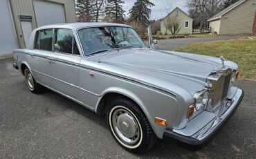 Rolls-royce-Silver-shadow-1974-Silver-Black-12