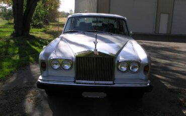 Rolls-royce-Silver-shadow-1974-Silver-Black-2