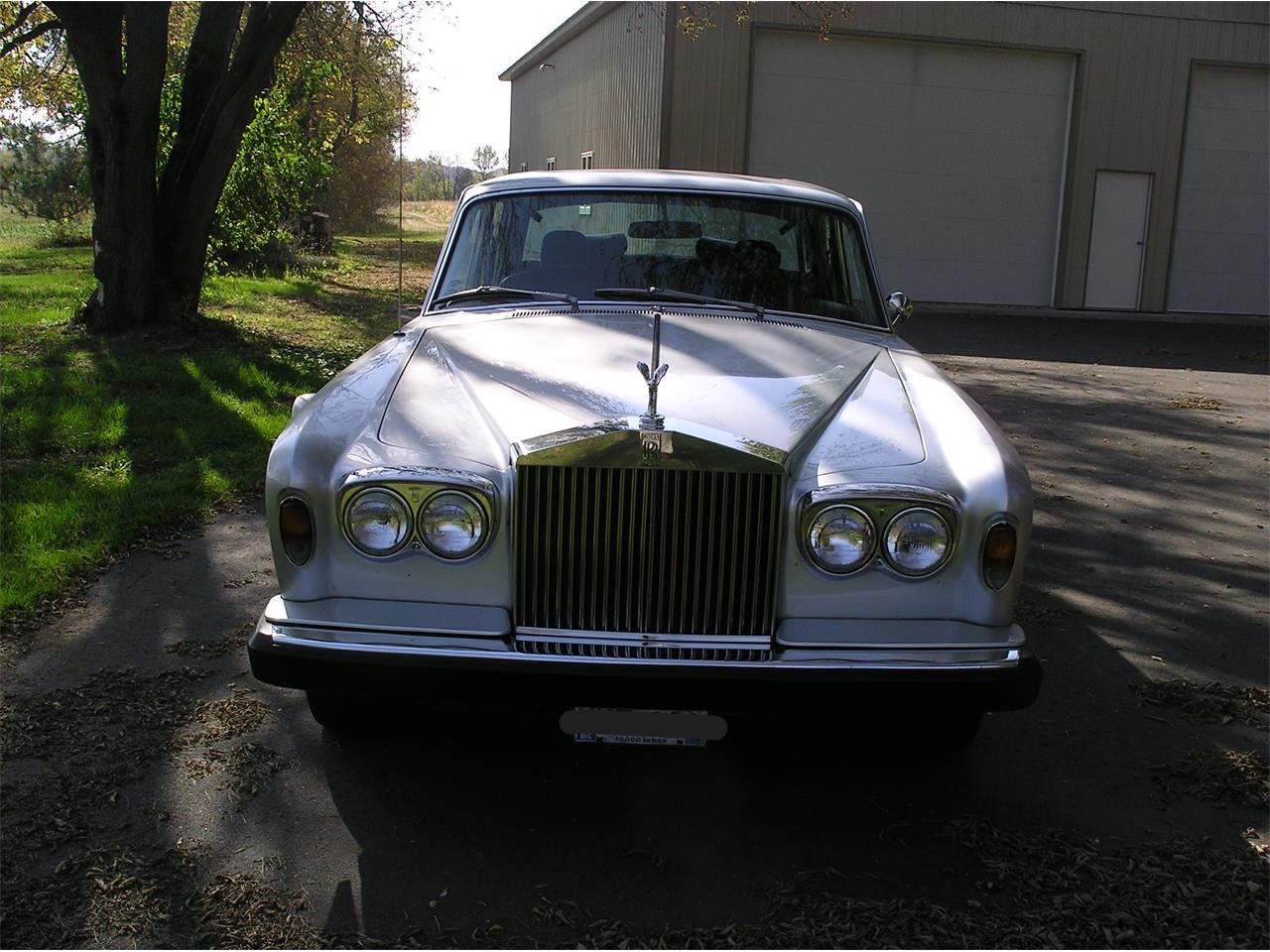 Rolls-royce-Silver-shadow-1974-Silver-Black-2