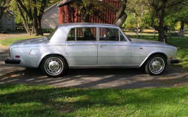 Rolls-royce-Silver-shadow-1974-Silver-Black-3