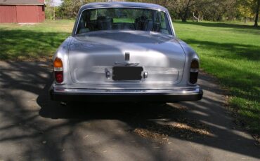 Rolls-royce-Silver-shadow-1974-Silver-Black-4