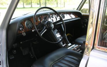 Rolls-royce-Silver-shadow-1974-Silver-Black-5