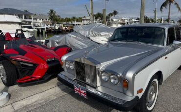 Rolls-royce-Silver-shadow-1979-Two-Tone-SilverWhit-11