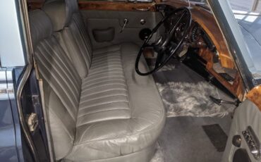 Rolls-royce-Silver-shadow-ii-1961-Two-Tone-Blue-10