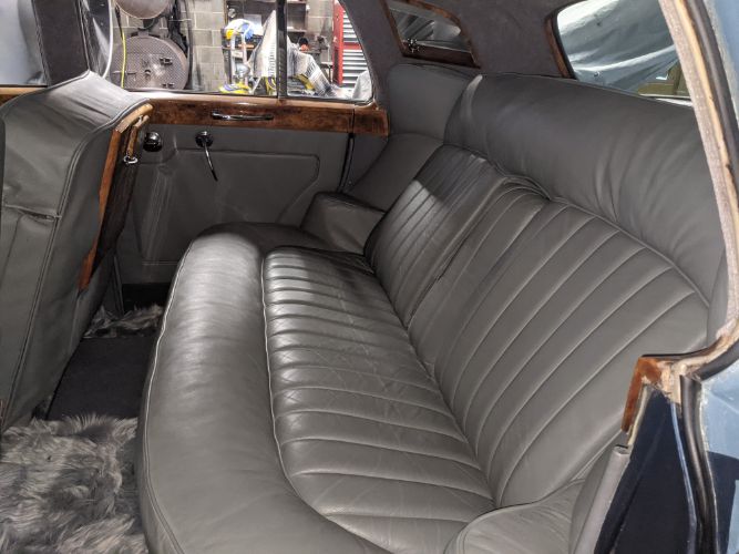 Rolls-royce-Silver-shadow-ii-1961-Two-Tone-Blue-18