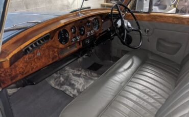 Rolls-royce-Silver-shadow-ii-1961-Two-Tone-Blue-25
