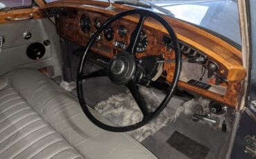 Rolls-royce-Silver-shadow-ii-1961-Two-Tone-Blue-28