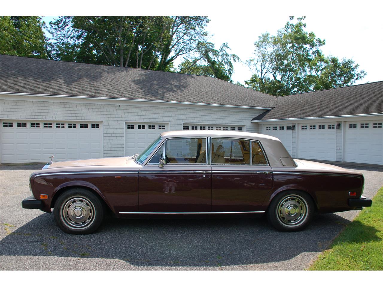 Rolls-royce-Silver-shadow-ii-1979-COGNAC-amp-CHAMPAGNE-PARCHMENT-BRN-PIPING-10