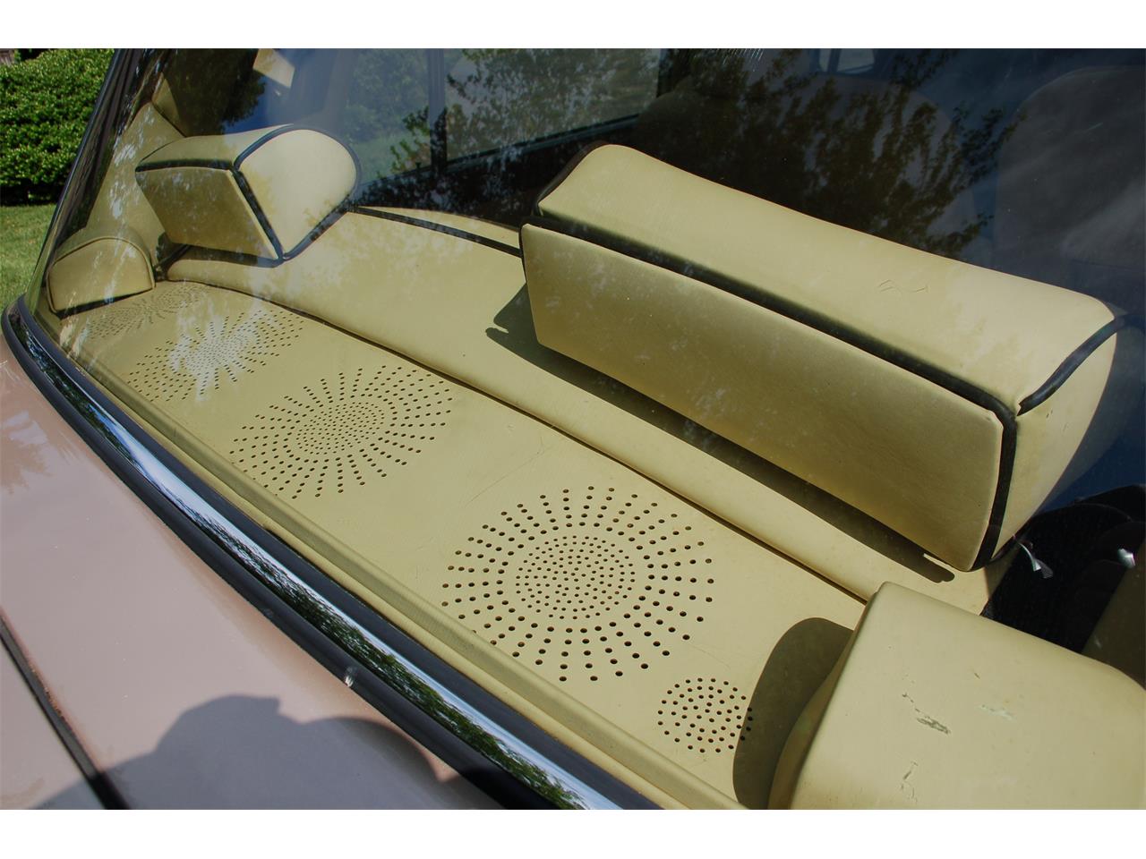 Rolls-royce-Silver-shadow-ii-1979-COGNAC-amp-CHAMPAGNE-PARCHMENT-BRN-PIPING-2