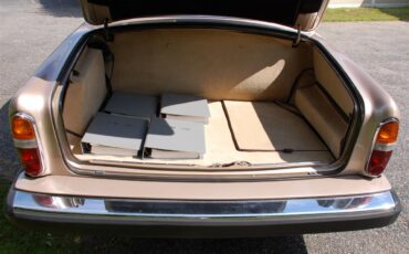 Rolls-royce-Silver-shadow-ii-1979-COGNAC-amp-CHAMPAGNE-PARCHMENT-BRN-PIPING-23