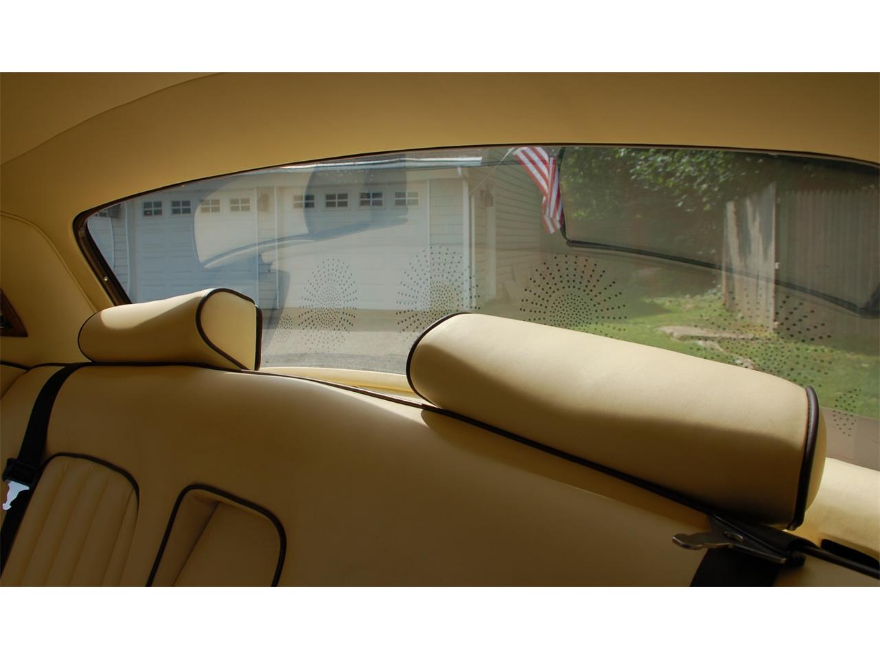 Rolls-royce-Silver-shadow-ii-1979-COGNAC-amp-CHAMPAGNE-PARCHMENT-BRN-PIPING-28