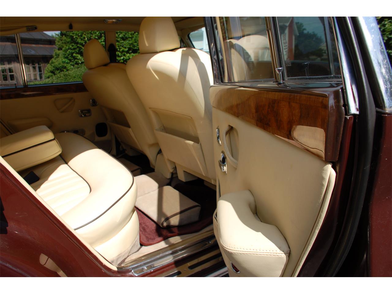 Rolls-royce-Silver-shadow-ii-1979-COGNAC-amp-CHAMPAGNE-PARCHMENT-BRN-PIPING-6