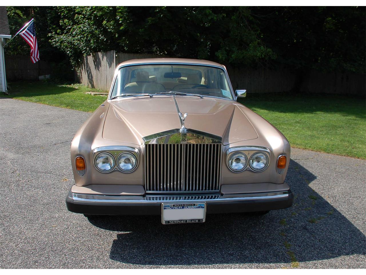 Rolls-royce-Silver-shadow-ii-1979-COGNAC-amp-CHAMPAGNE-PARCHMENT-BRN-PIPING-8