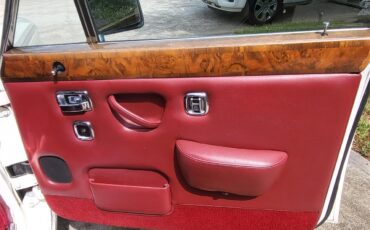 Rolls-royce-Silver-shadow-ii-1980-English-White-Burgundy-Red-18