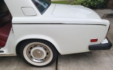 Rolls-royce-Silver-shadow-ii-1980-English-White-Burgundy-Red-41