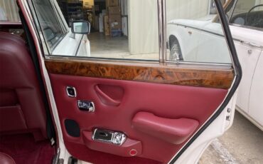 Rolls-royce-Silver-shadow-ii-1980-English-White-Burgundy-Red-53