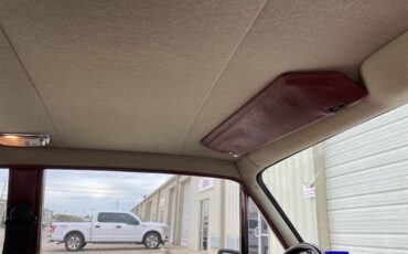Rolls-royce-Silver-shadow-ii-1980-English-White-Burgundy-Red-67