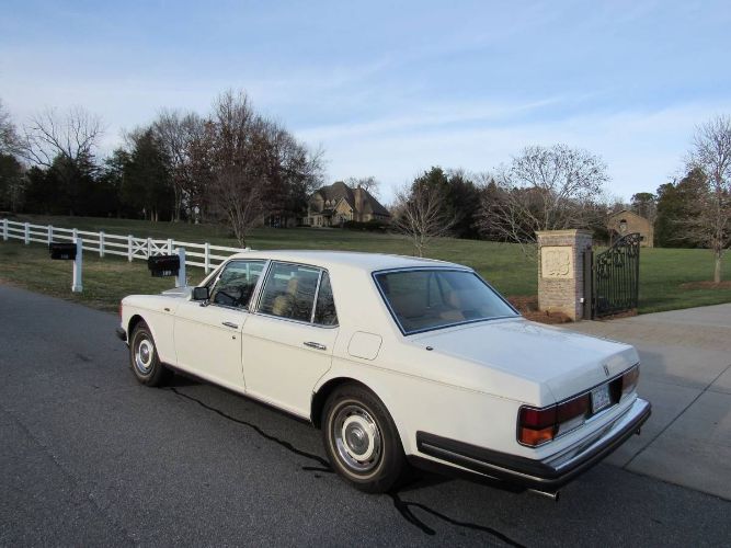 Rolls-royce-Silver-spirit-1986-White-Brown-4
