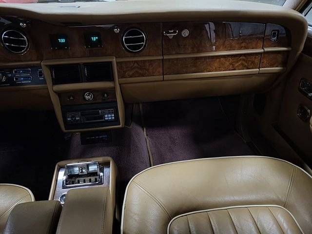 Rolls-royce-Silver-spur-1986-7