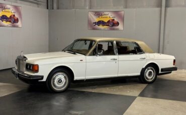 Rolls-royce-Silver-spur-1987-White-Beige-1
