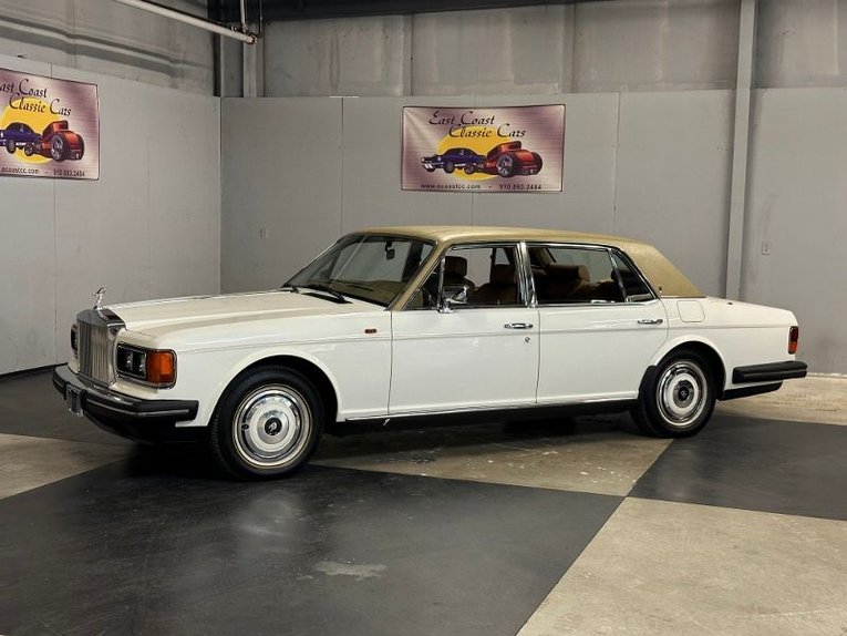 Rolls-royce-Silver-spur-1987-White-Beige-1