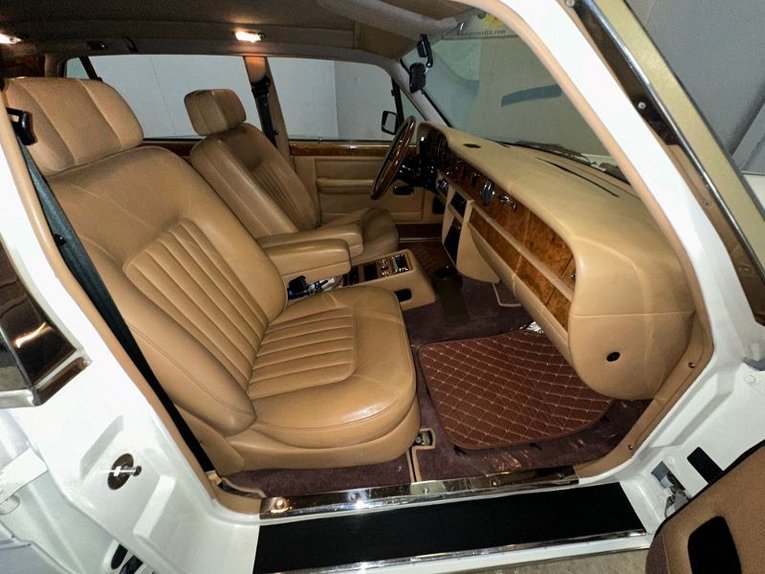 Rolls-royce-Silver-spur-1987-White-Beige-18