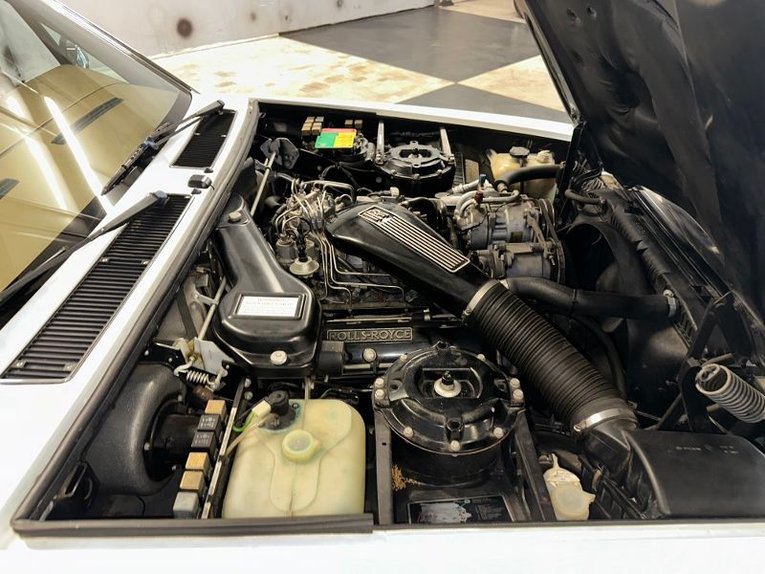 Rolls-royce-Silver-spur-1987-White-Beige-37